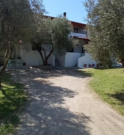 House Eugenia Sarti Apartment Luaran gambar