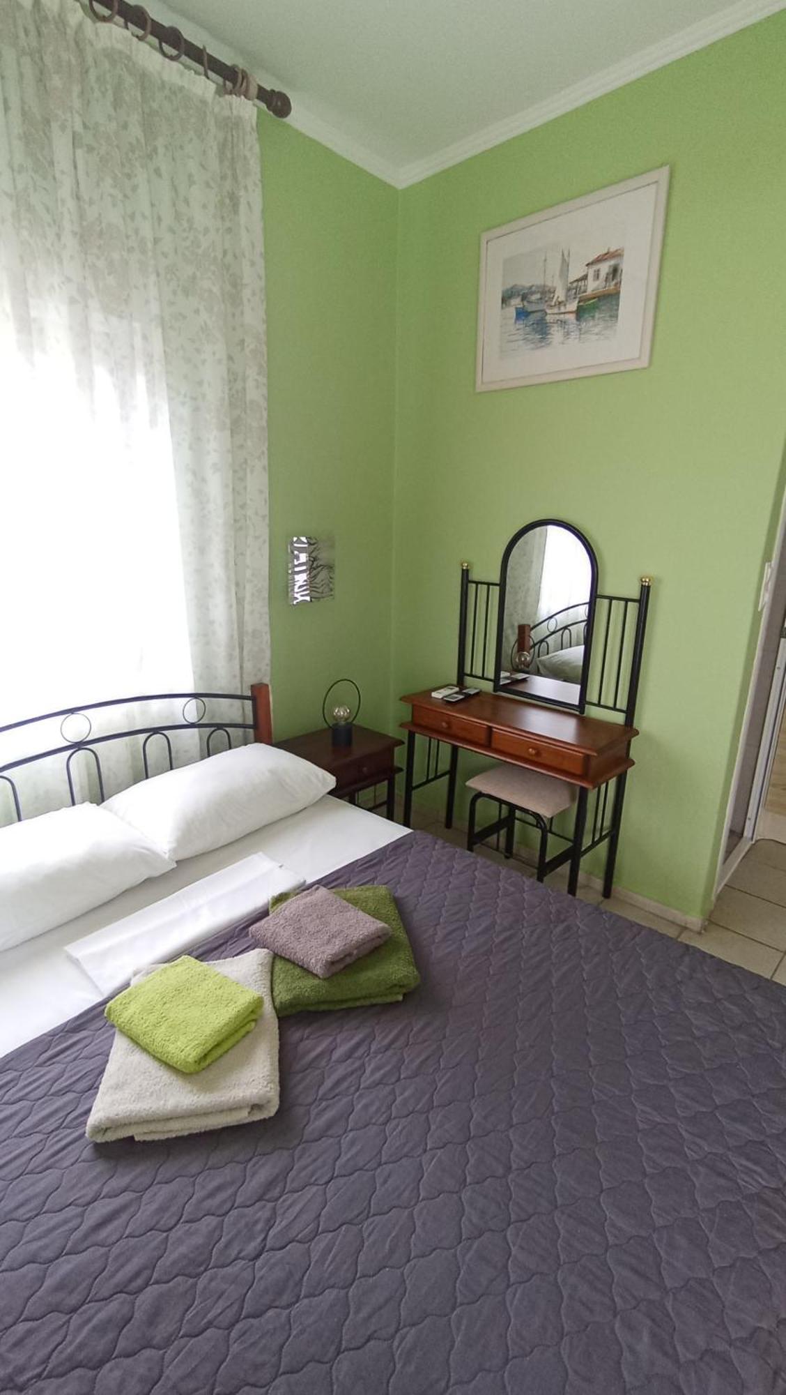 House Eugenia Sarti Apartment Luaran gambar