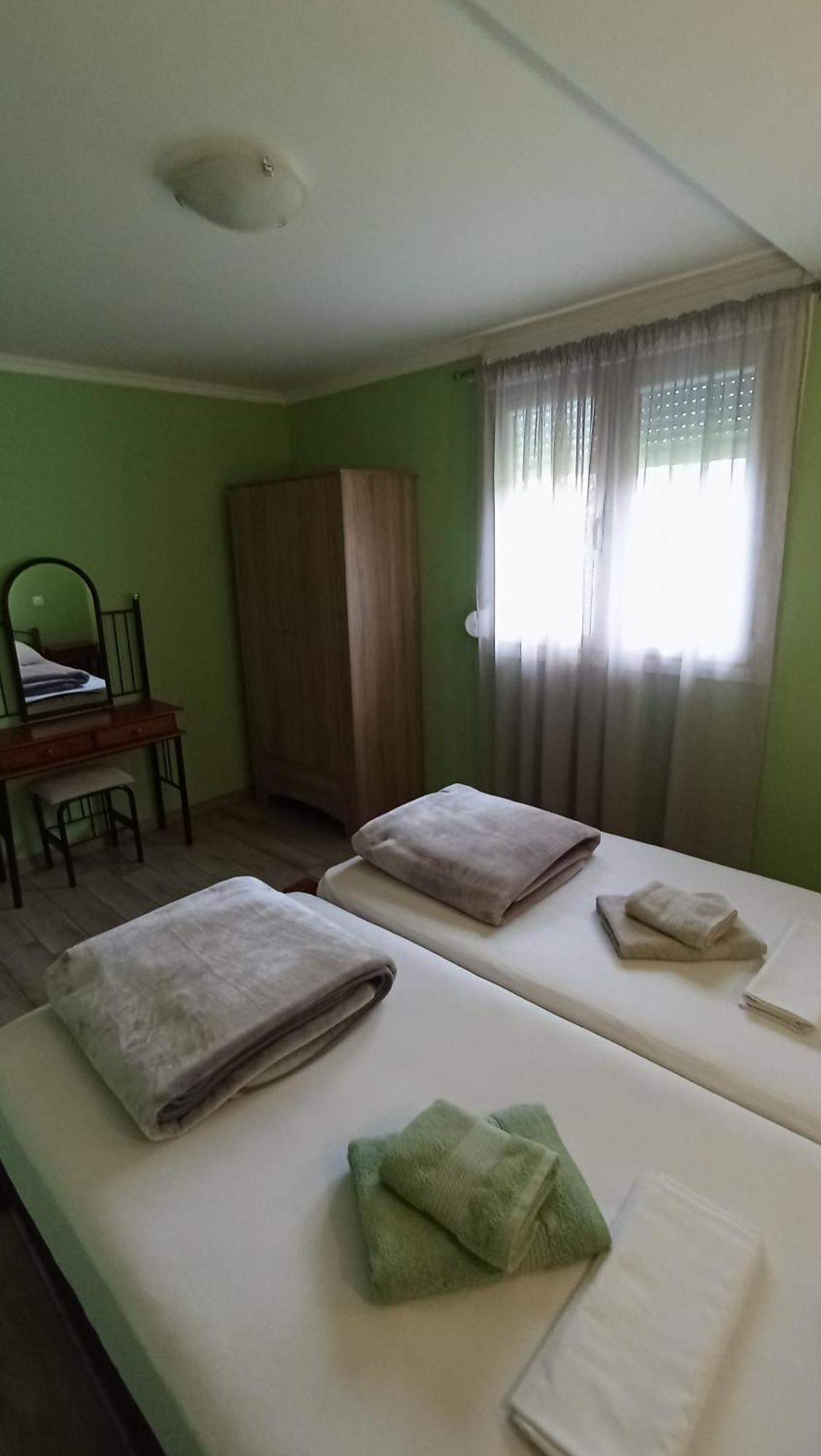 House Eugenia Sarti Apartment Bilik gambar